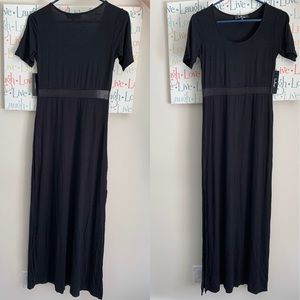 Black short sleeve maxi dress mesh along middrift